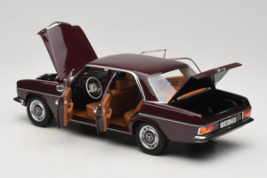 Mercedes 200 W115 Dunkel Rotbraun Norev 1:18 183778 Druckguss — Bild 5 von 8