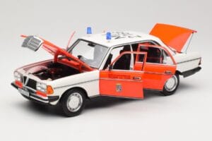Mercedes 200 W123 Krankenwagen Weiß Norev 1:18 183834 Druckguss — Bild 2 von 8