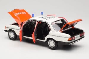 Mercedes 200 W123 Krankenwagen Weiß Norev 1:18 183834 Druckguss — Bild 3 von 8