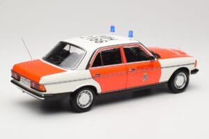 Mercedes 200 W123 Krankenwagen Weiß Norev 1:18 183834 Druckguss — Bild 5 von 8