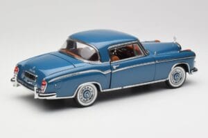 Mercedes 220 SE W128 Blau Sun Star 1:18 3561 Druckguss — Bild 3 von 8