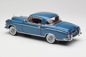 Mercedes 220 SE W128 Blau Sun Star 1:18 3561 Druckguss — Bild 7 von 8