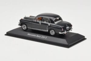 Mercedes 220S W180 Hellgrau Minichamps 1:43 B66040534 Druckguss — Bild 3 von 4