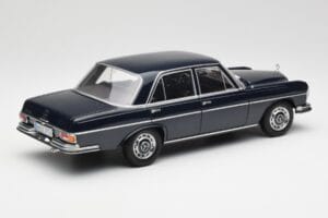 Mercedes 280 SE W108 Midnight Blau Norev 1:18 B66040597 Druckguss — Bild 3 von 8