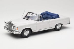 Mercedes 280 SE W111 Cabriolet Hellgrau Norev 1:18 183530 Druckguss