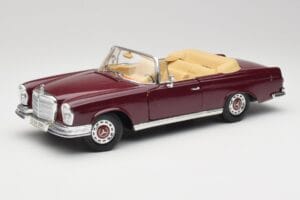 Mercedes 280SE W108 Bordeaux Rot Maisto 1:18 31811 Druckguss