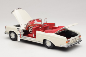 Mercedes 280 SE W108 Weiß Maisto 1:18 52111 Druckguss — Bild 5 von 8