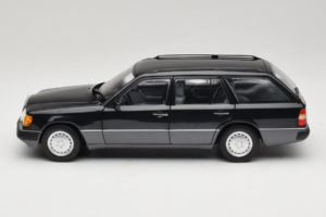 Mercedes 300 D W124 Kombi Schwarz Norev 1:18 183960 Druckguss — Bild 4 von 8