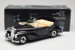 Mercedes 300 S W188 Cabriolet Schwarz Tchibo 1:18 36782 Druckguss — Bild 8 von 8