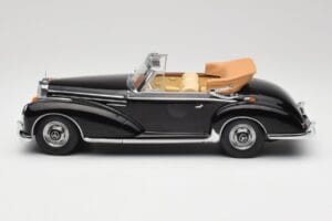 Mercedes 300 SC W188 Cabriolet Schwarz KK-Scale 1:18 KKDC180941 Druckguss — Bild 3 von 6