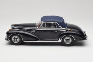 Mercedes 300 SC W188 Cabriolet Softtop Dunkelblau KK-Scale 1:18 KKDC180944 Druckguss — Bild 3 von 6