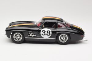Mercedes 300 SL #38 1954 Bburago 1:18 3015-M1 Druckguss — Bild 4 von 8