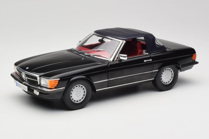 Mercedes 300 SL R107 Schwarz Norev 1:18 183511 Druckguss