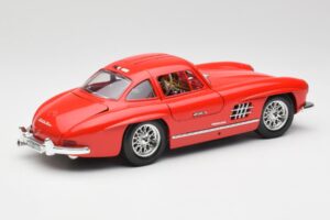 Mercedes 300 SL Rot Bburago 1:18 3015 Druckguss — Bild 3 von 8