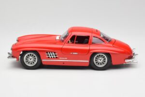 Mercedes 300 SL Rot Bburago 1:18 3015 Druckguss — Bild 4 von 8