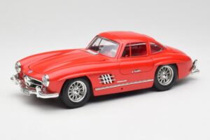 Mercedes 300 SL Rot Bburago 1:18 3015 Druckguss