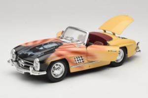Mercedes 300 SL Roadster Rosemarie Muster Limitierte Auflage 18/27 Bburago 1:18 3023-M1 Druckguss — Bild 2 von 8