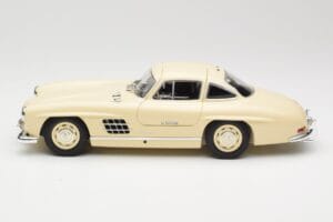 Mercedes 300 SL W198 Creme Minichamps 1:18 110037212 Druckguss — Bild 4 von 8