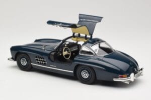 Mercedes 300 SL W198 Gullwing Dunkelblau Minichamps 1:18 110037216 Druckguss — Bild 5 von 8