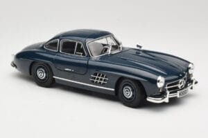 Mercedes 300 SL W198 Gullwing Dunkelblau Minichamps 1:18 110037216 Druckguss — Bild 6 von 8
