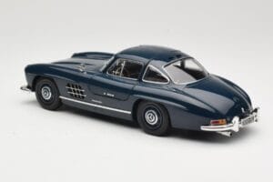Mercedes 300 SL W198 Gullwing Dunkelblau Minichamps 1:18 110037216 Druckguss — Bild 7 von 8