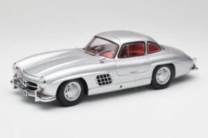 Mercedes 300 SL W198 Gullwing Silber Minichamps 1:18 180039000 Druckguss