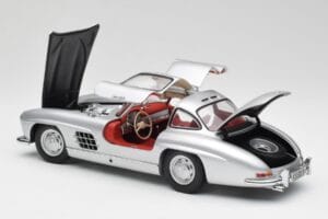 Mercedes 300 SL W198 Gullwing Silber Minichamps 1:18 180039000 Druckguss — Bild 5 von 8