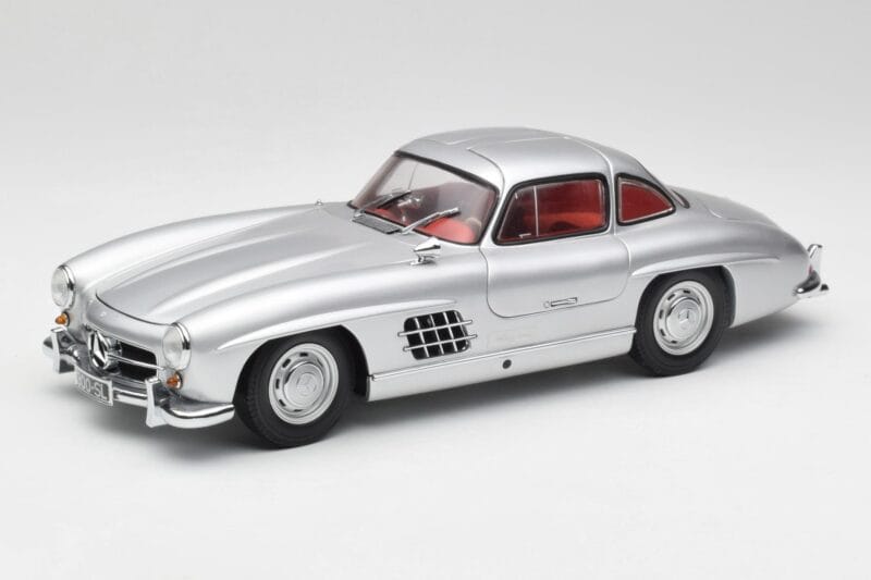 Mercedes 300 SL W198 Gullwing Silber Minichamps 1:18 180039000 Druckguss