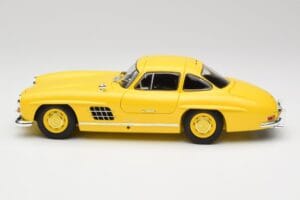 Mercedes 300 SL W198 Hellgelb Minichamps 1:18 180039009 Druckguss — Bild 4 von 8
