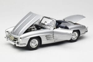 Mercedes 300 SL W198 Roadster Silver Metallic Minichamps 1:18 180039030 Druckguss — Bild 2 von 8