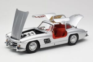 Mercedes 300 SL W198 Gullwing Silber Metallic Minichamps 1:18 B66040379 Druckguss — Bild 2 von 8