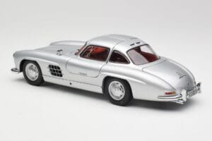 Mercedes 300 SL W198 Gullwing Silber Metallic Minichamps 1:18 B66040379 Druckguss — Bild 7 von 8