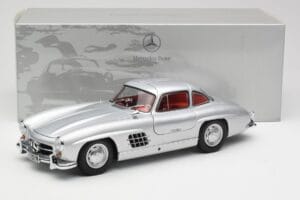 Mercedes 300 SL W198 Gullwing Silber Metallic Minichamps 1:18 B66040379 Druckguss — Bild 8 von 8