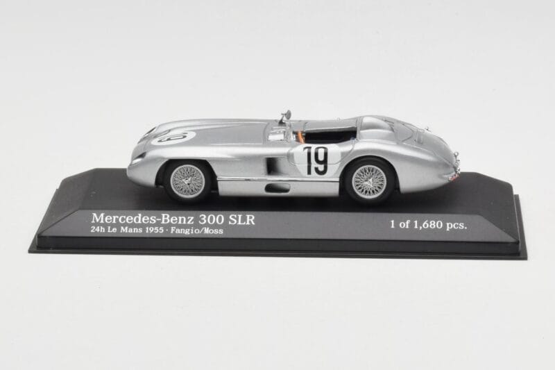 Mercedes 300 SLR #19 P. Levegh / J. Fitch 24 Hours of Le Mans 1955 Minichamps 1:43 432553000 Druckguss