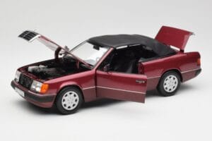 Mercedes 300CE-24 A124 Cabriolet Almandine Rot Metallic Norev 1:18 B66040616 Druckguss — Bild 2 von 8