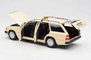 Mercedes 300D S124 T-Modell Hellelfenbein Taxi Händler Edition Norev 1:18 B66040702 Druckguss — Bild 5 von 8