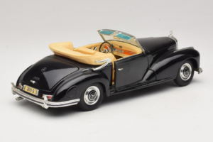 Mercedes 300S Schwarz Maisto 1:18 52116-P1 Druckguss — Bild 3 von 8