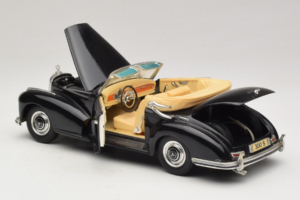 Mercedes 300S Schwarz Maisto 1:18 52116-P1 Druckguss — Bild 5 von 8