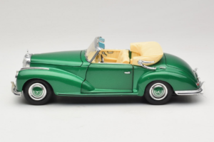 Mercedes 300S Cabriolet Green Metallic Maisto 1:18 52116 Druckguss — Bild 4 von 7