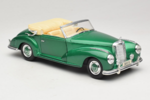 Mercedes 300S Cabriolet Green Metallic Maisto 1:18 52116 Druckguss — Bild 5 von 7