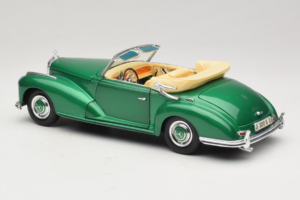 Mercedes 300S Cabriolet Green Metallic Maisto 1:18 52116 Druckguss — Bild 6 von 7