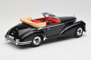 Mercedes 300S W188 Roadster Schwarz Welly 1:18 801-3271398 Druckguss — Bild 3 von 8