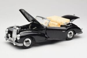 Mercedes 300SC W188 Obsidian Schwarz Maisto 1:18 806B Druckguss — Bild 2 von 8