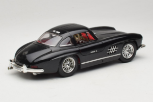 Mercedes 300SL Schwarz Bburago 1:18 3015-M3 Druckguss — Bild 3 von 8
