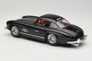 Mercedes 300SL Schwarz Bburago 1:18 3015-M3 Druckguss — Bild 7 von 8