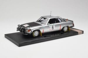 Mercedes 450 SLC 5.0 C107 Hertz #6 H. Mikkola Rally Bandama 1979 Winner Minichamps 1:18 107793206 Resin