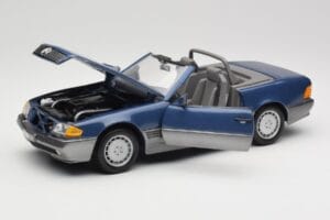 Mercedes SL 500 R129 Nautic Blue Metallic Revell 1:18 8081 Druckguss — Bild 2 von 8