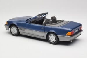 Mercedes SL 500 R129 Nautic Blue Metallic Revell 1:18 8081 Druckguss — Bild 7 von 8
