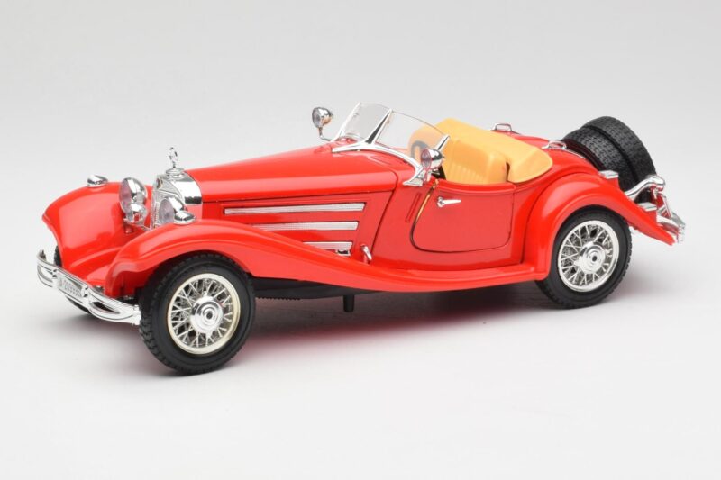 Mercedes 500K Roadster Rot Bburago 1:18 3020 Druckguss