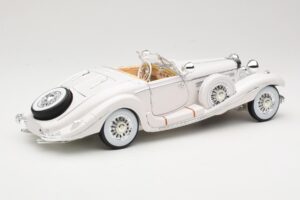 Mercedes 500K Special Roadster Weiß Premiere Edition Maisto 1:18 536055 Druckguss — Bild 3 von 8